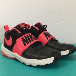 Girls Nike Hustle Size 4Y